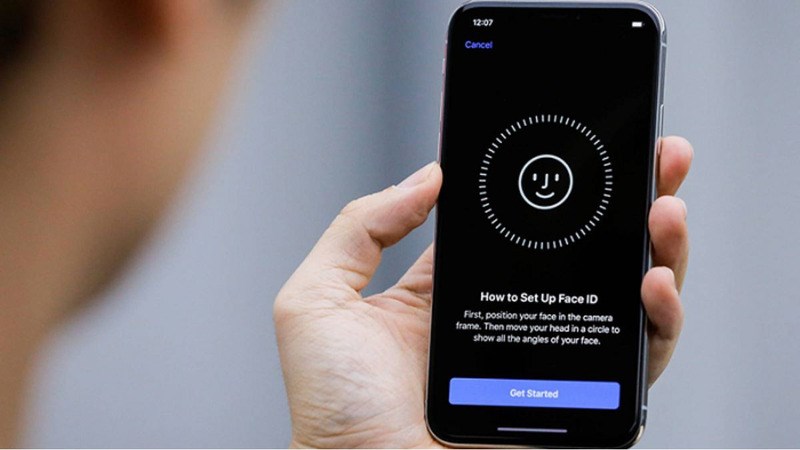 Một số nguyên nhân đơn giản có thể làm Face ID nhận kém, ví dụ kính cường lực che vùng tai thỏ Một số nguyên nhân đơn giản có thể làm Face ID nhận kém, ví dụ kính cường lực che vùng tai thỏ